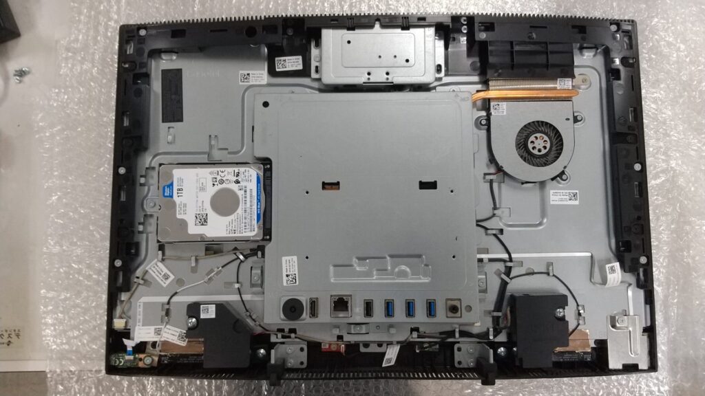 DELL inspiron 3277 SSD交換 | 宮崎のパソコン修理とデータ復旧専門店