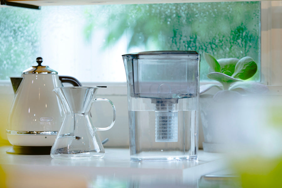 ポット型浄水器 ミズユー本体 フィルターカートリッジ1本付き Miz-U