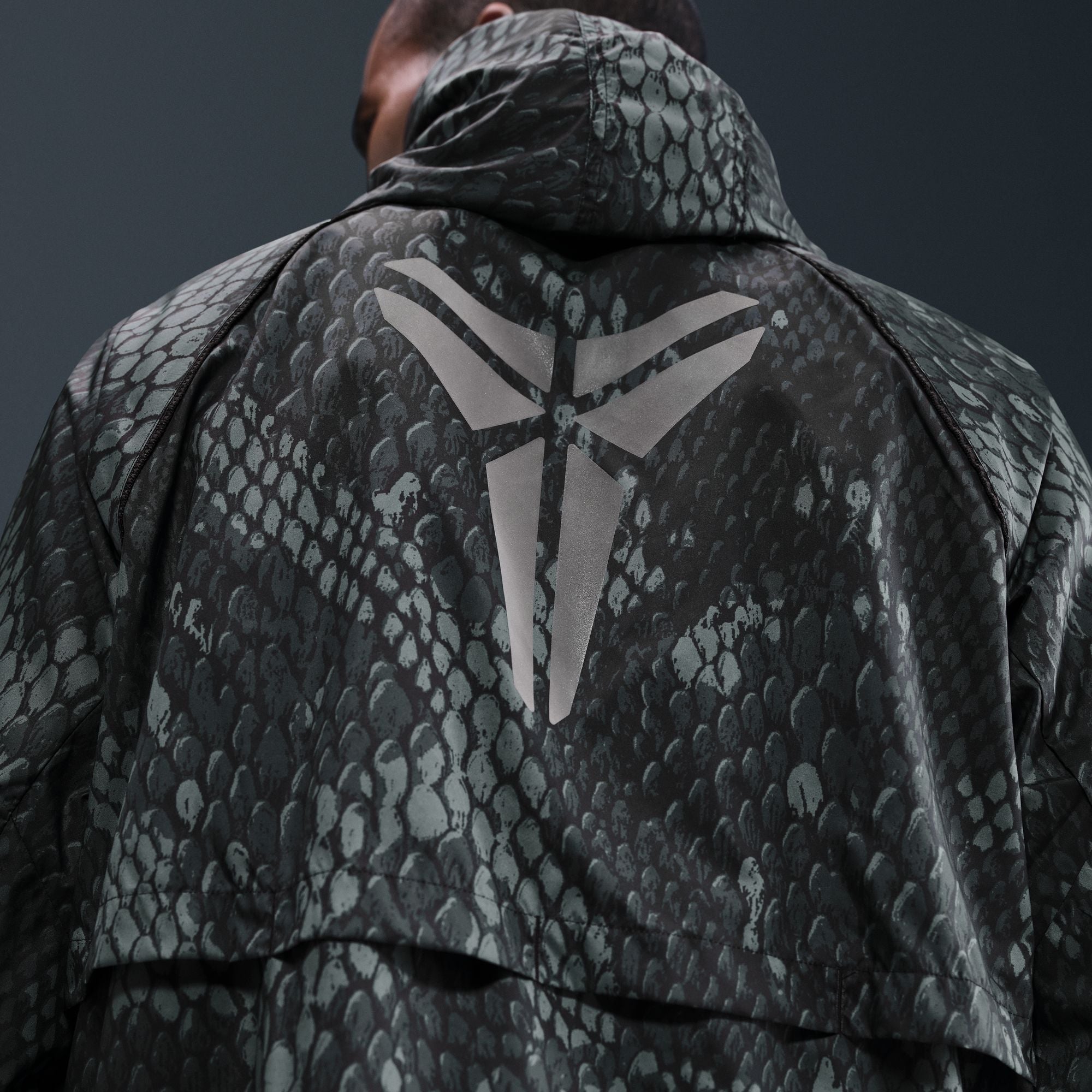 Kobe Bryant Woven Jacket - Black/Reflective Silver IB2704-010 I