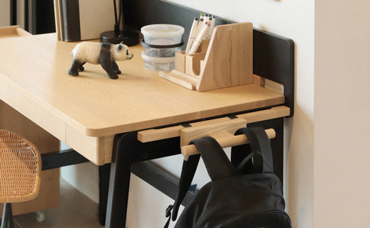 成長に寄り添う子供用デスク - MOMO NATURAL