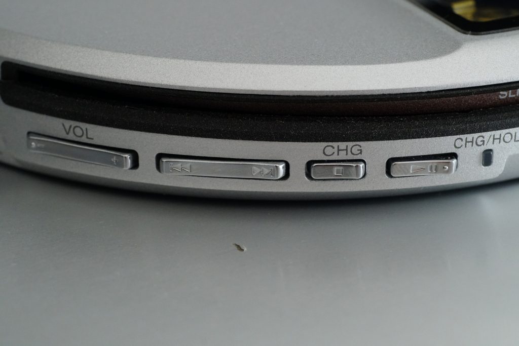 CDウォークマン” 『D-E01』をいろいろ頑張って手に入れる | monodas.com