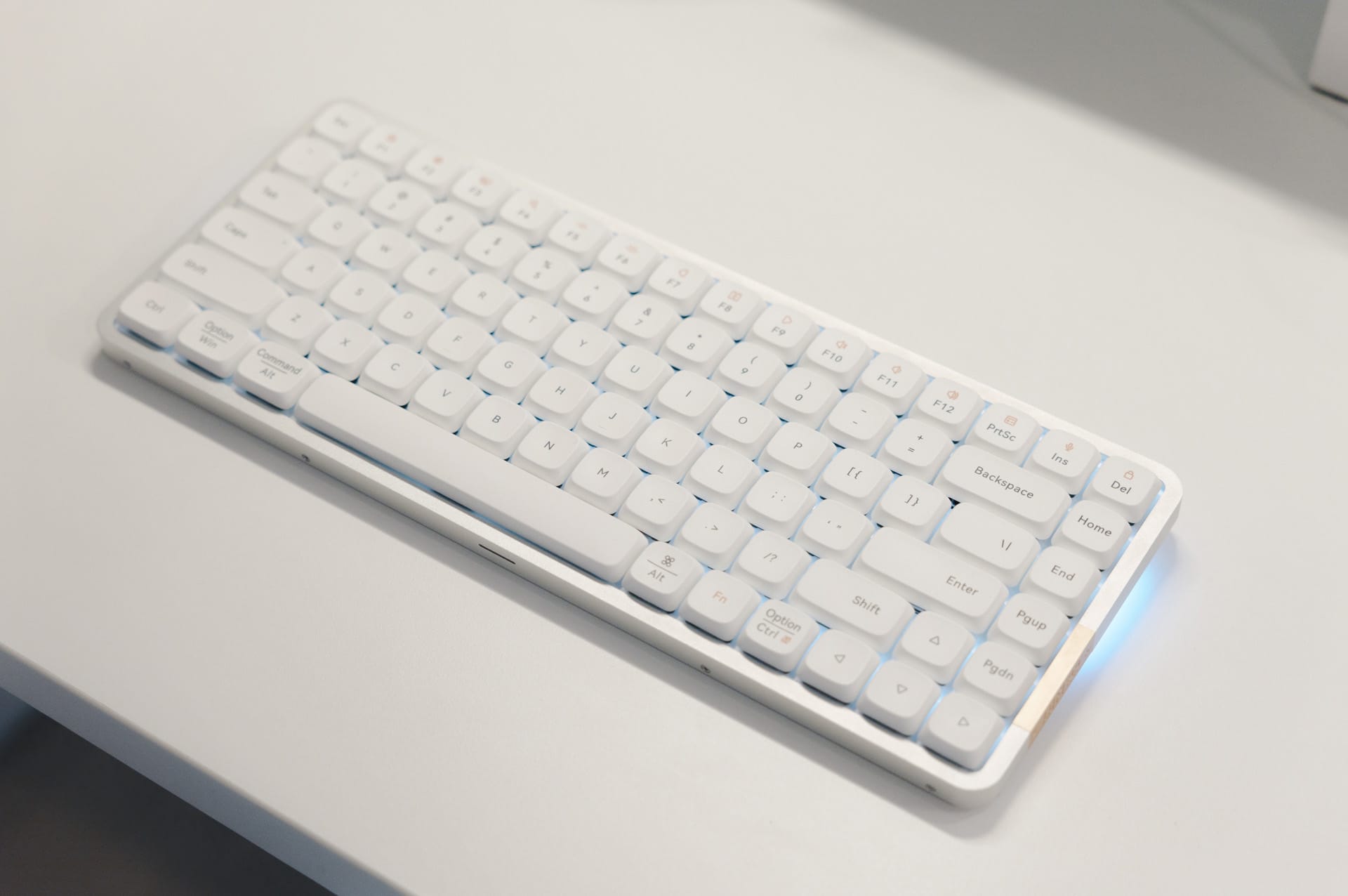 Lofree FLOWのキースイッチをGHOST(リニア・赤軸)からWIZARD