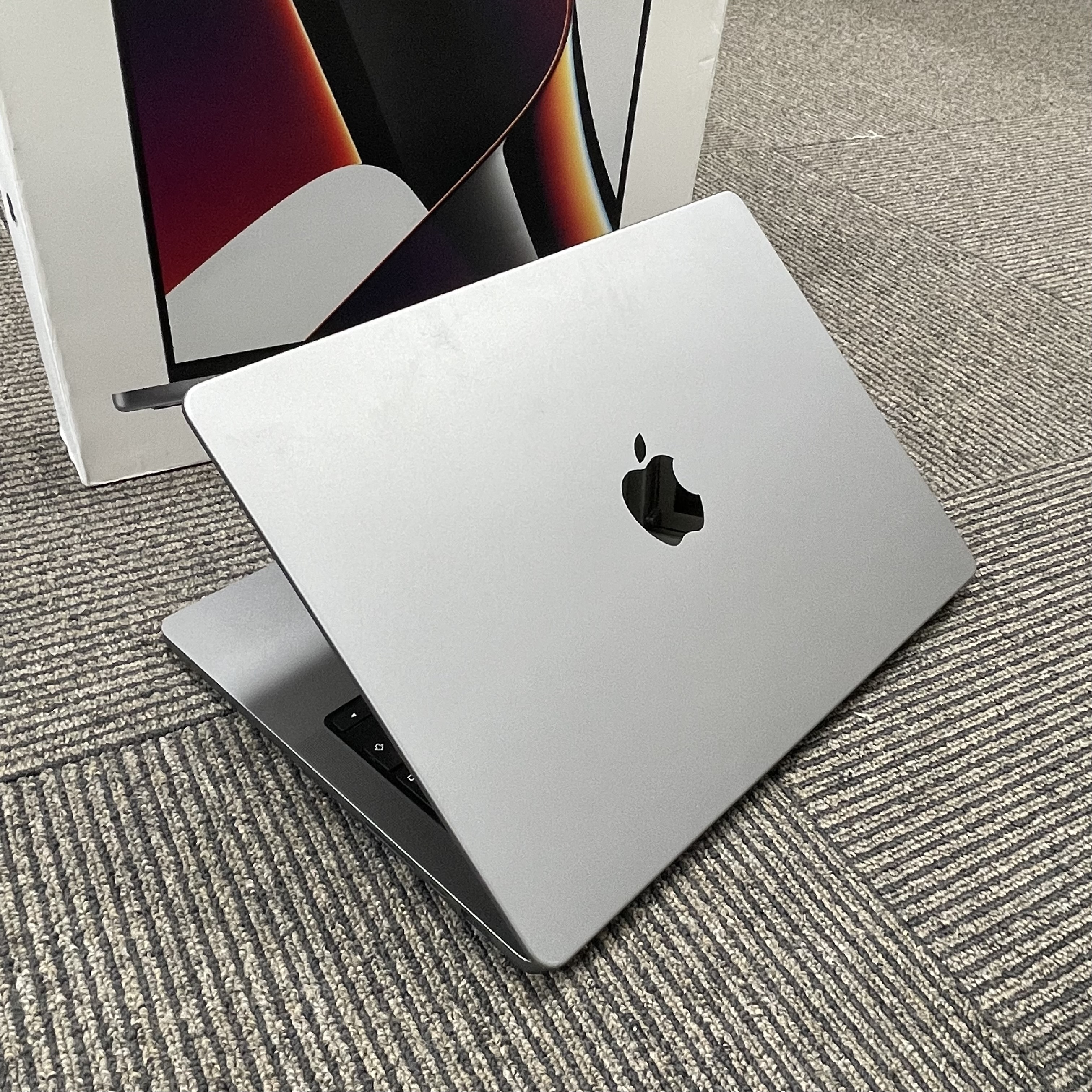MacBook Pro 2021 Space Gray 14 inch M1 Pro/16GB/1TB