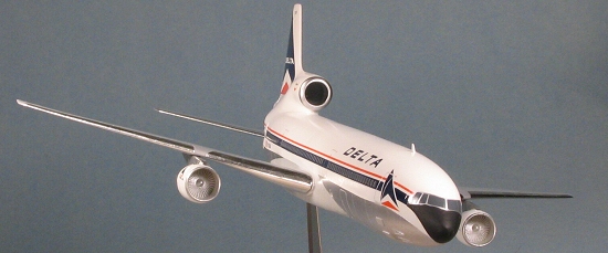 Hasegawa 1/200 Lockheed L.1011, reviewed by Scott Van Aken