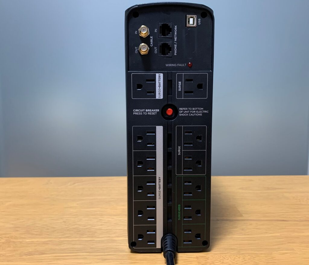 2026年最新】ゲーミングPCの停電対策でおすすめのUPS 「CyberPower