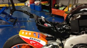 TSRタンデムステップホルダーでカッコよく!!CBR1000RR(SC59)にオススメ