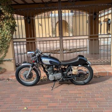 ヤマハ SR400 オリジナルフルカスタムコンプリート 1997年