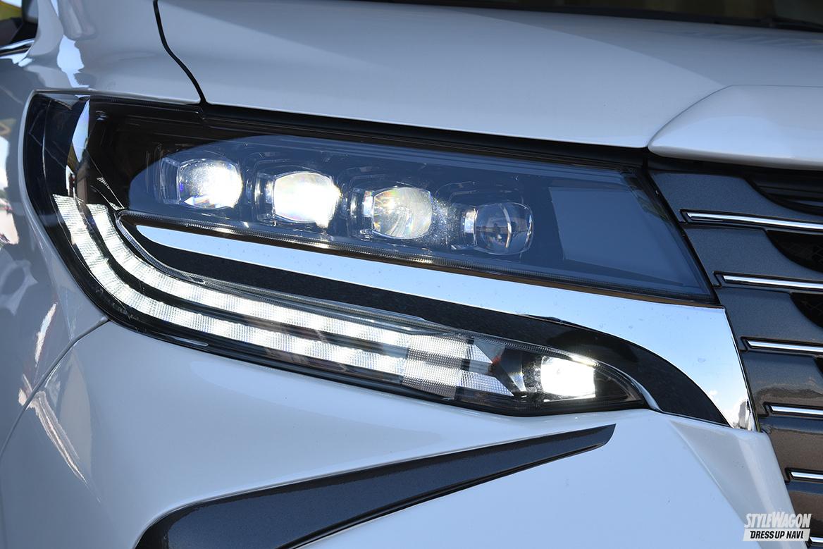 人気パーツ11選】上級グレードのような3眼ヘッドライトをゲット！【30