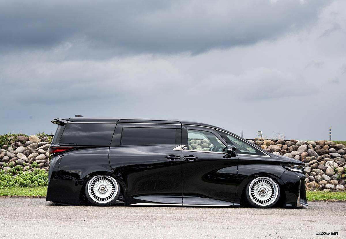 低空飛行！ 超シャコタン化してるのに驚くほど快適！ 新型ヴェル