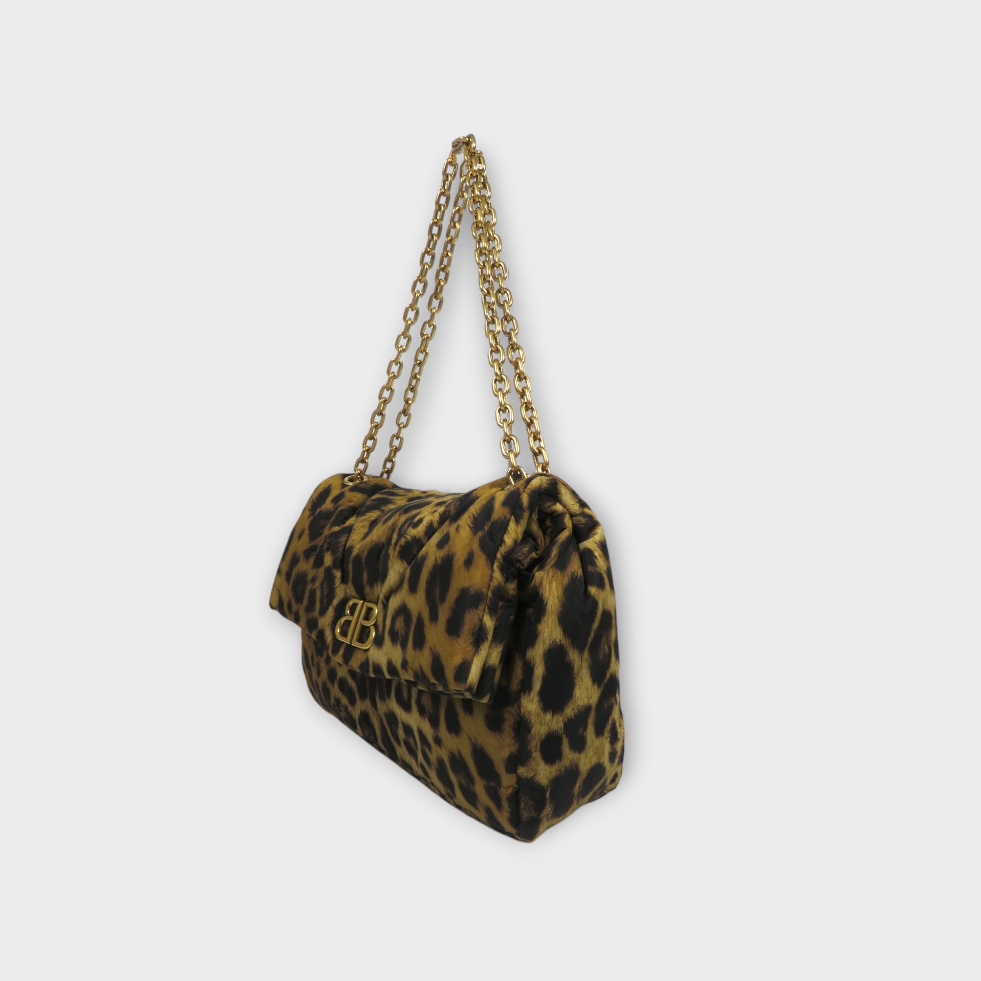 BALENCIAGA MONACO CHAIN BAG M – mou by ACROPOLIS