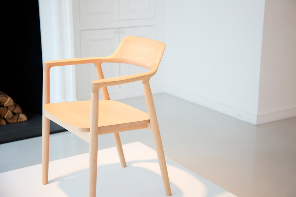 マルニ木工「The History of Maruni Chairs」へ｜ゆっくり、いそげ