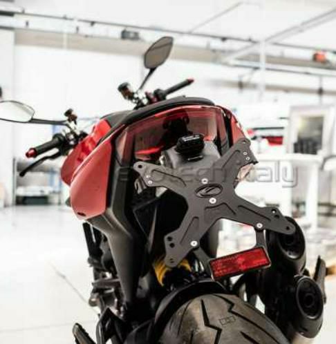 000000049449-01-m.jpg?t=