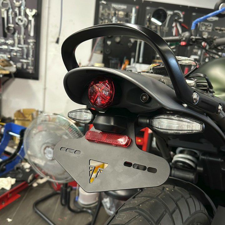 000000050503-08-l.jpg?t=