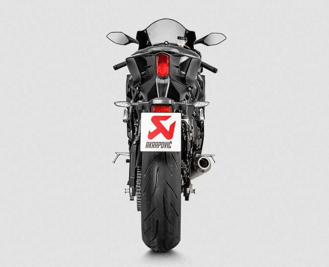 Akrapovic (アクラポヴィッチ) スリップオン・チタン・YZF-R6・06-20