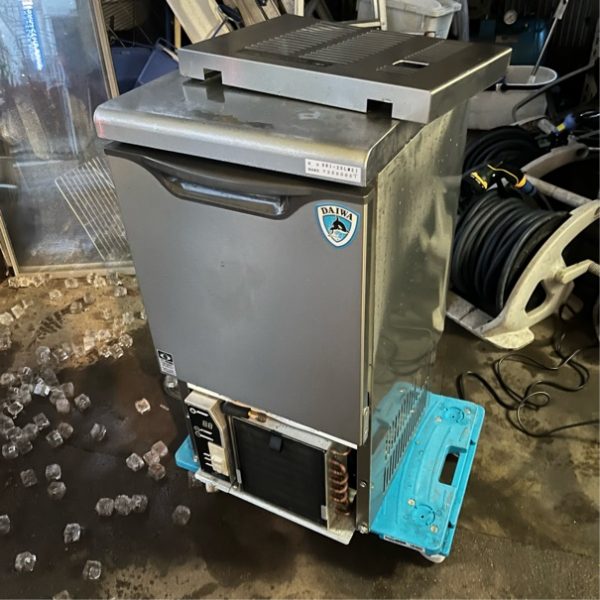大和冷機 25kg製氷機 DRI-25LME1 2018年製 買取させていただきました