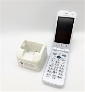 購入レポート]ドコモらくらくホンF-01M ガラケーを購入して家族に渡す