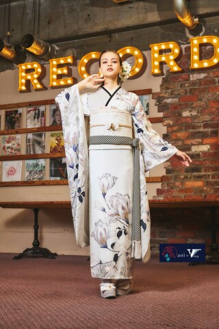 クジャクの成人式振袖一覧 | My振袖