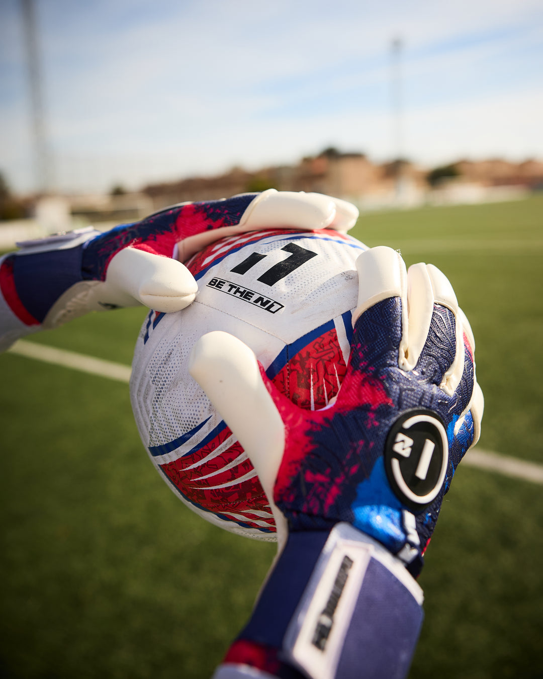 N1 Goalkeeper Zeus 2.0 Aura UGT+II – N1 Goalkeeper Gloves USA