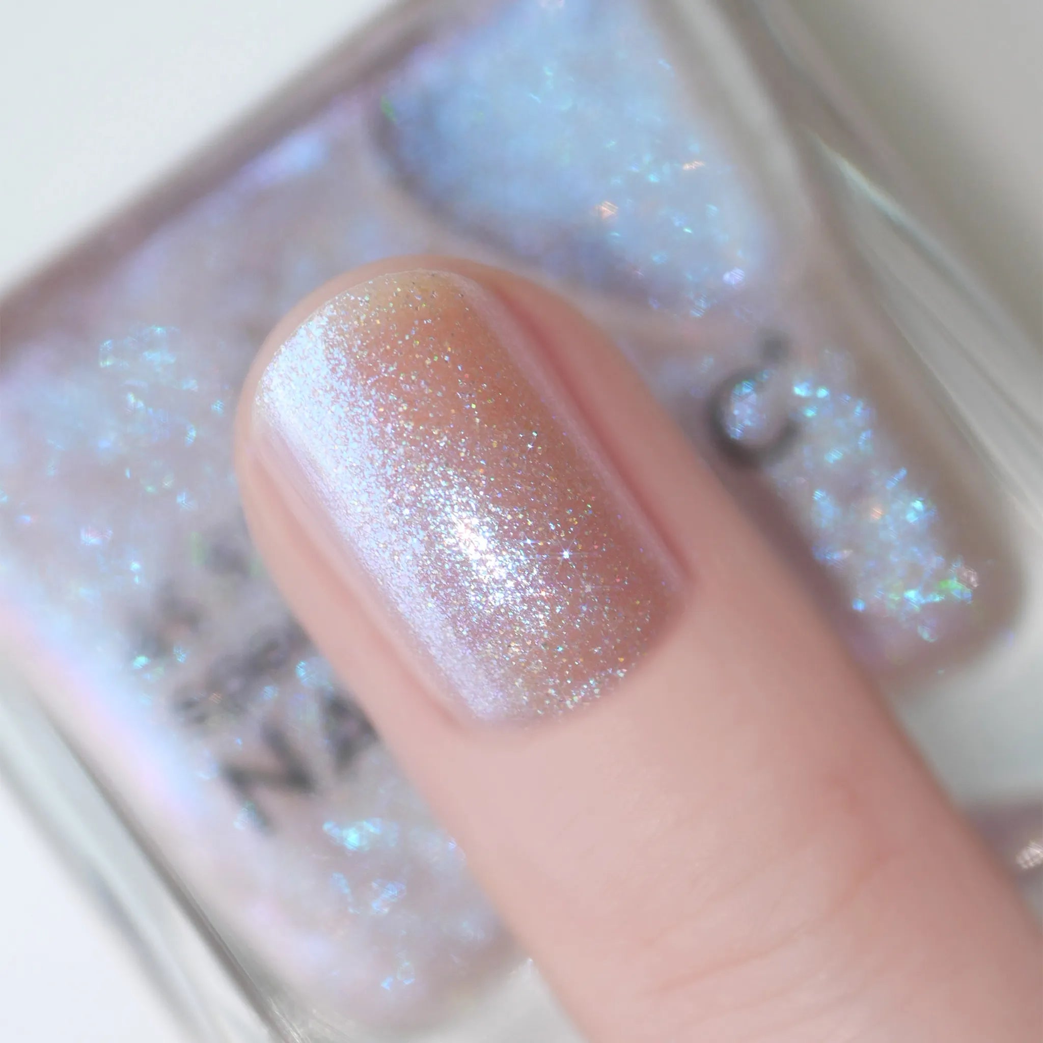 45 セカンド スピーディ ストラティング イン ソーホー | NAILS INC