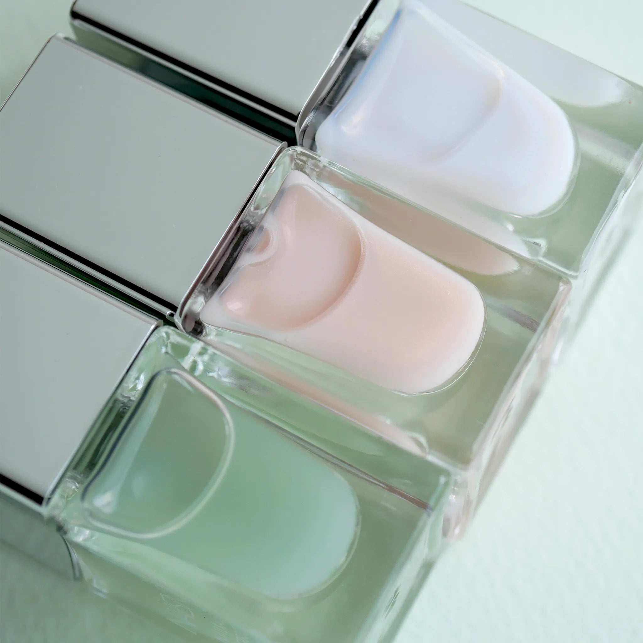 BABY KALE Trio Kit（Basecoat&Colors） – NAILS INC Japan official site