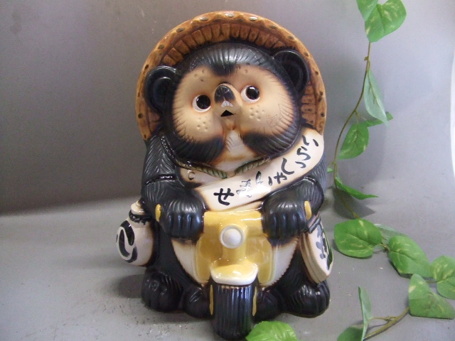 ta-088 黄色バイクに乗った狸（いらっしゃいませ） ｜信楽たぬき専門店