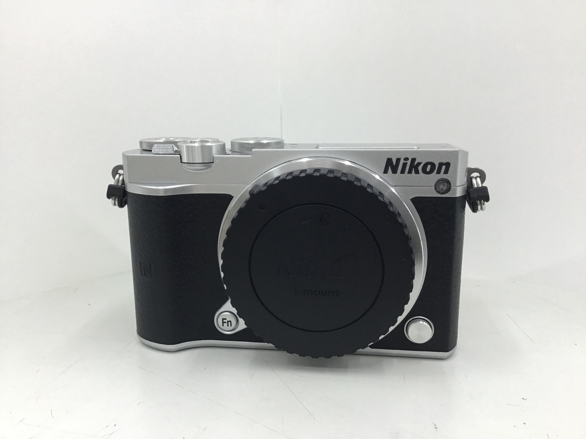 Nikon 1 J5 ボディ [シルバー] 中古価格比較 - 価格.com