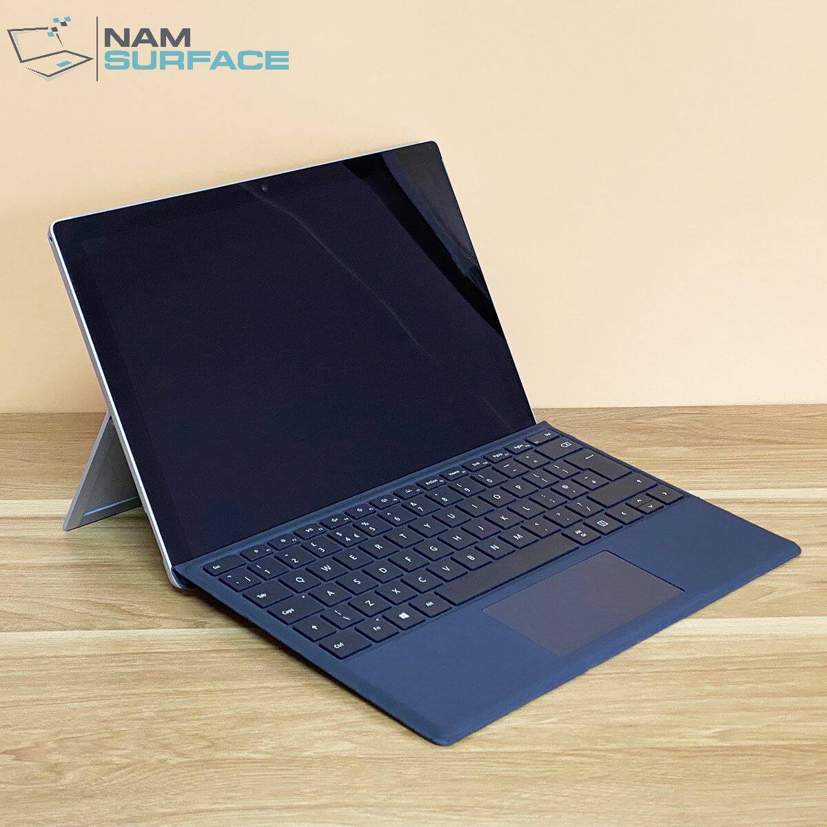 Surface Pro 5 4GB / 128GB LTE 良品 Surface Pro 5 i5/4GB/128GB LTE