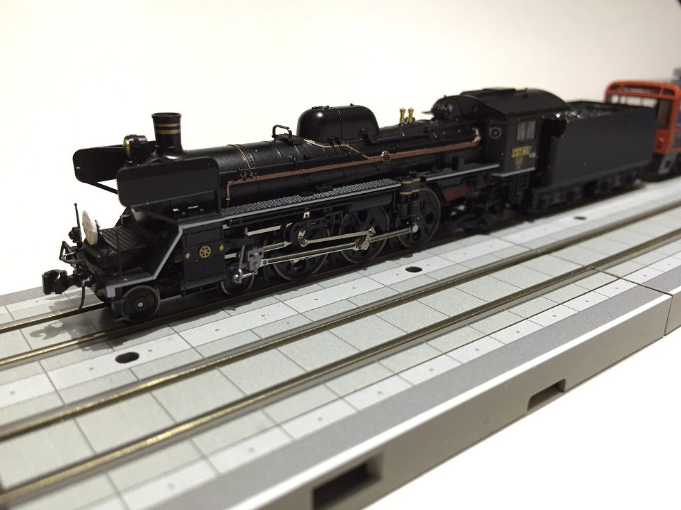 C57 180号機・門デフが 入線です。 TOMIX 2007 | NGaugeJP - 横濱模型