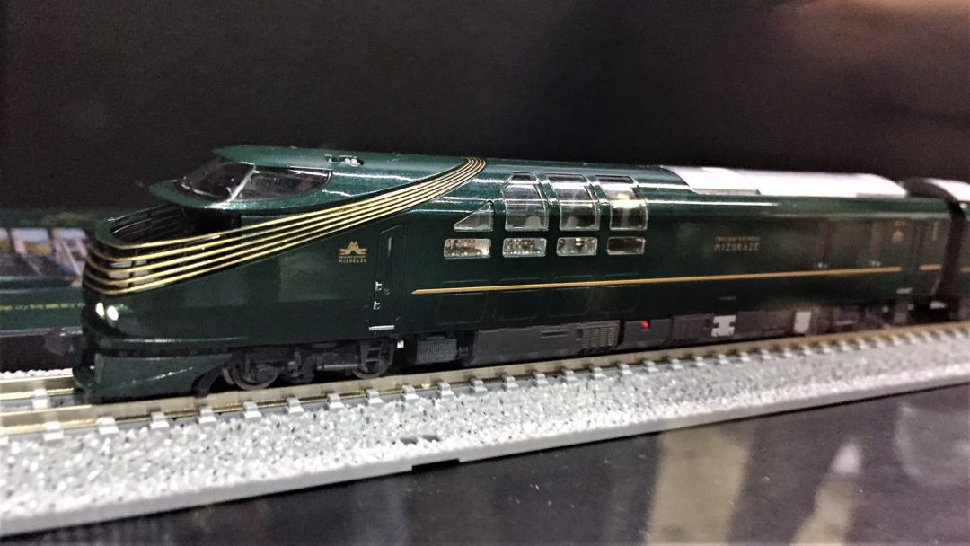 TOMIX 限定品 JR 87系寝台ディーゼルカー(TWILIGHT EXPRESS 瑞風