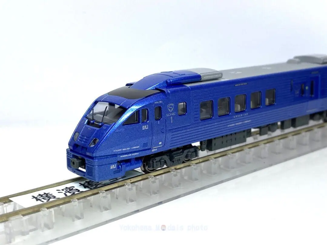 14系14形 特急寝台客車「さくら」（国鉄 ）が入線です。TOMIX 98784