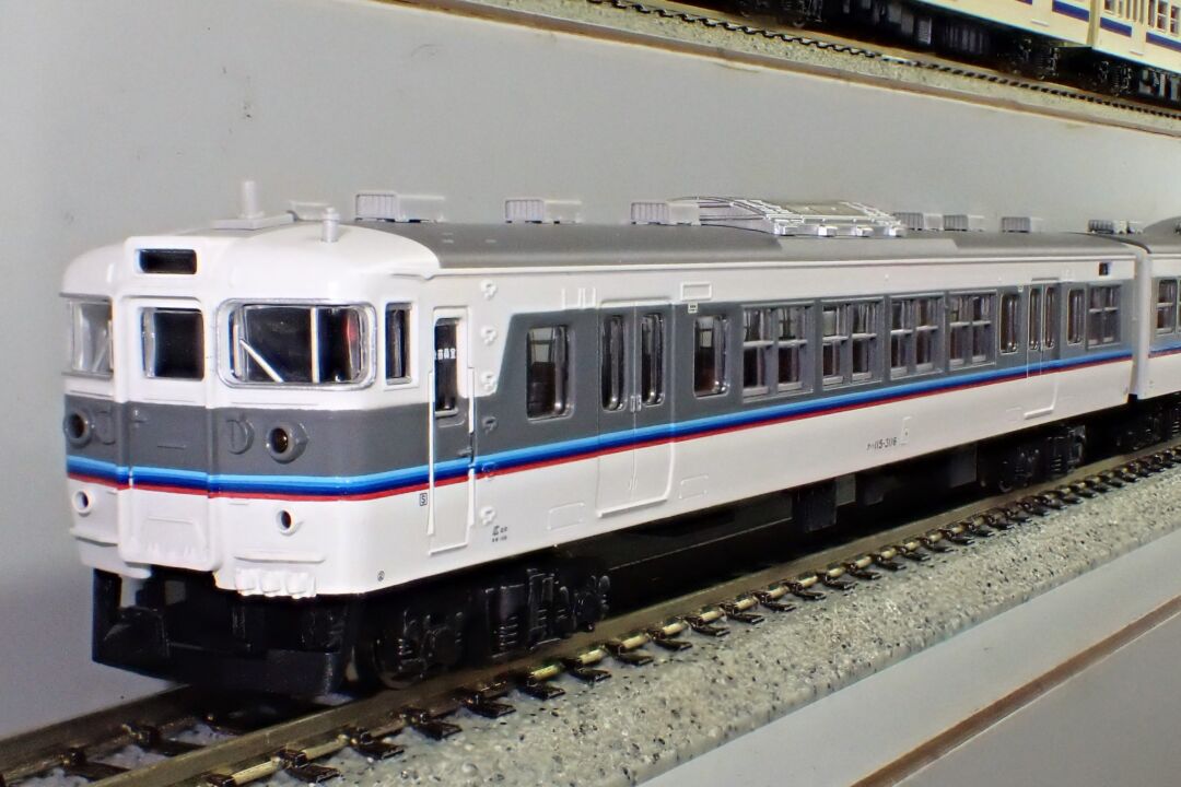 MA 115系0番代+3000番代 冷房改造車 広島快速色 4両セット 品番:A0356