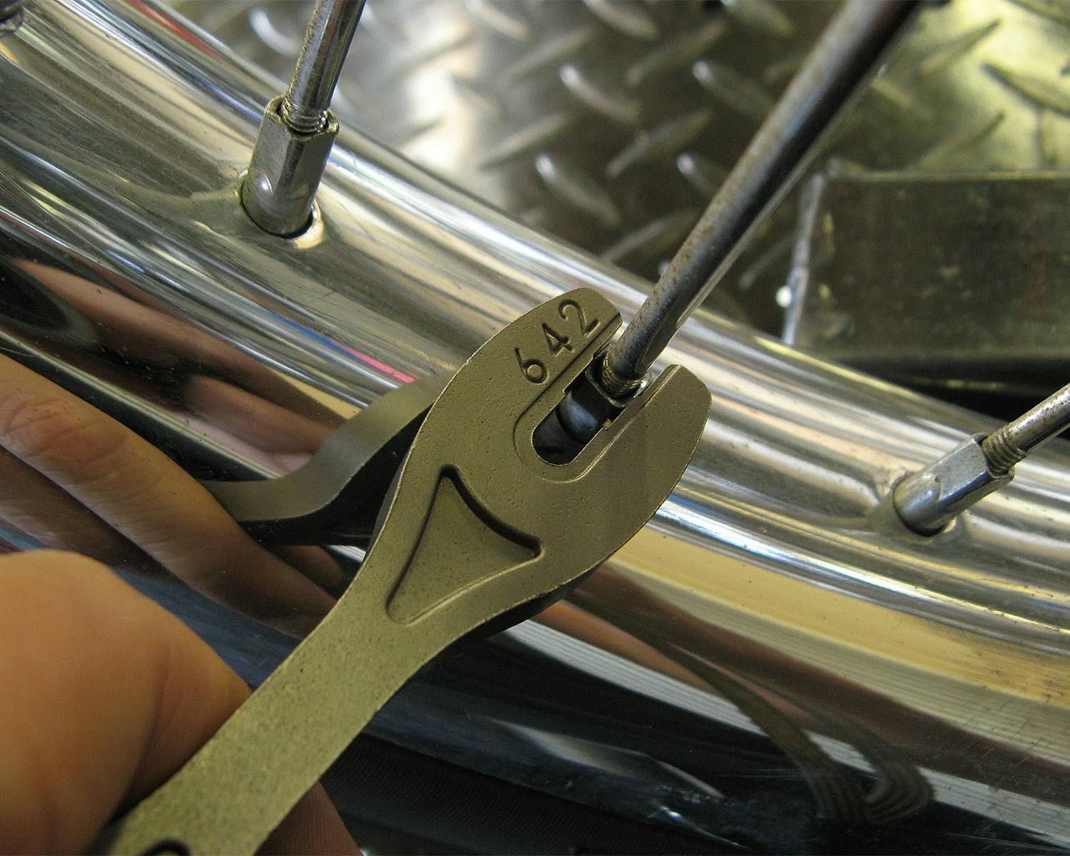 ハーレー用パーツ カスタムパーツの通信販売 ネオファクトリー