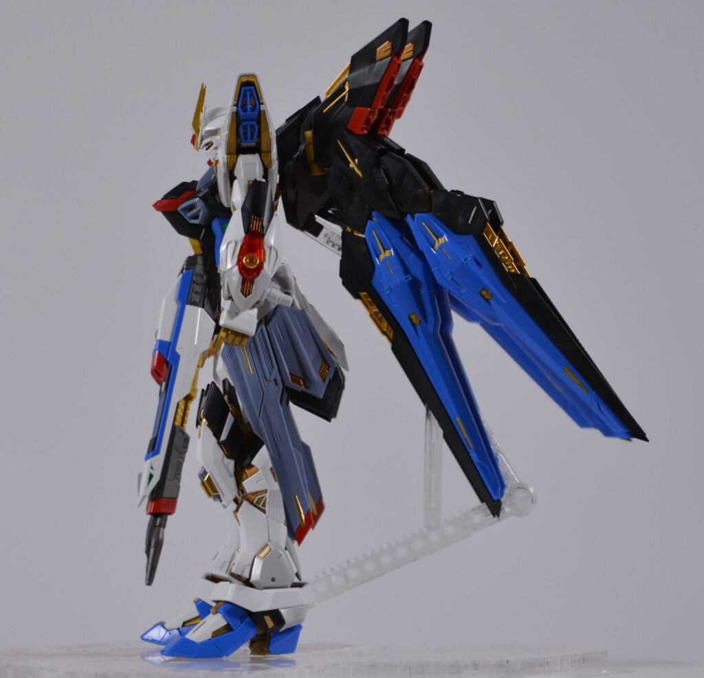 MGEXストライクフリーダムガンダムの素組レビュー