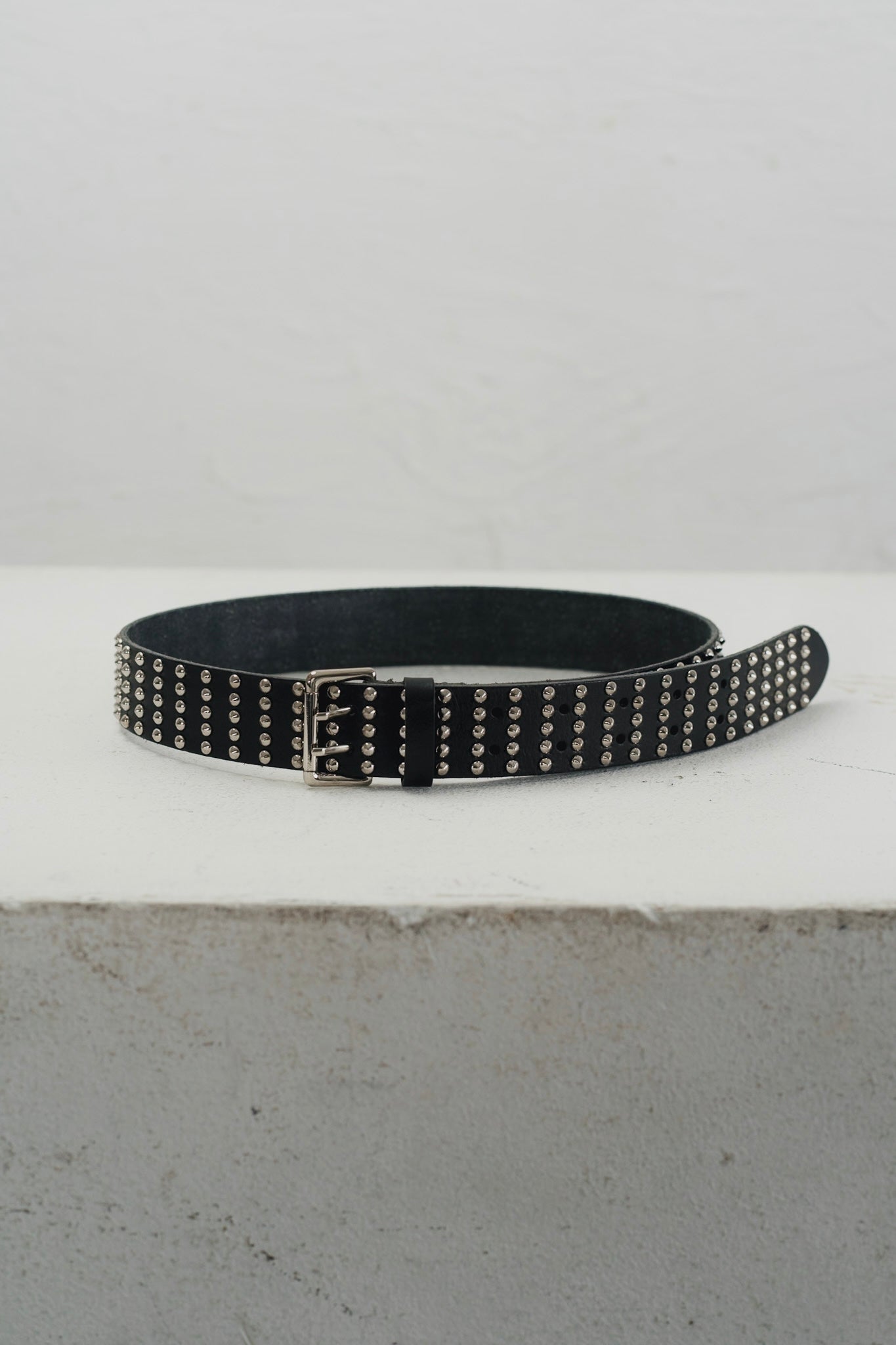 neith.onlinestore インディペンデントなドメスティックブランド