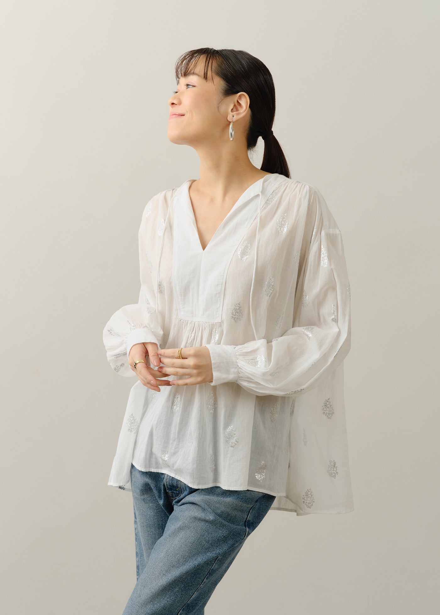 Cotton Voile Foil Flower Print Gather Blouse | Pasand by ne