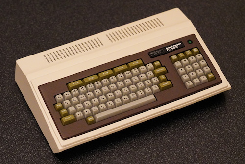 NECのサプライズ - LAVIE Pro Mobile特別色、BASICも動くミニPC-8001