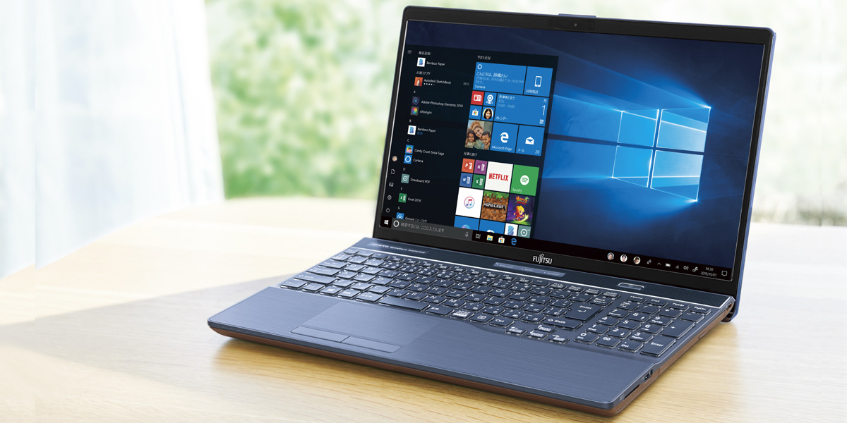 富士通の15.6型ノート「LIFEBOOK AH」新モデル、マイク倍増で音声認識