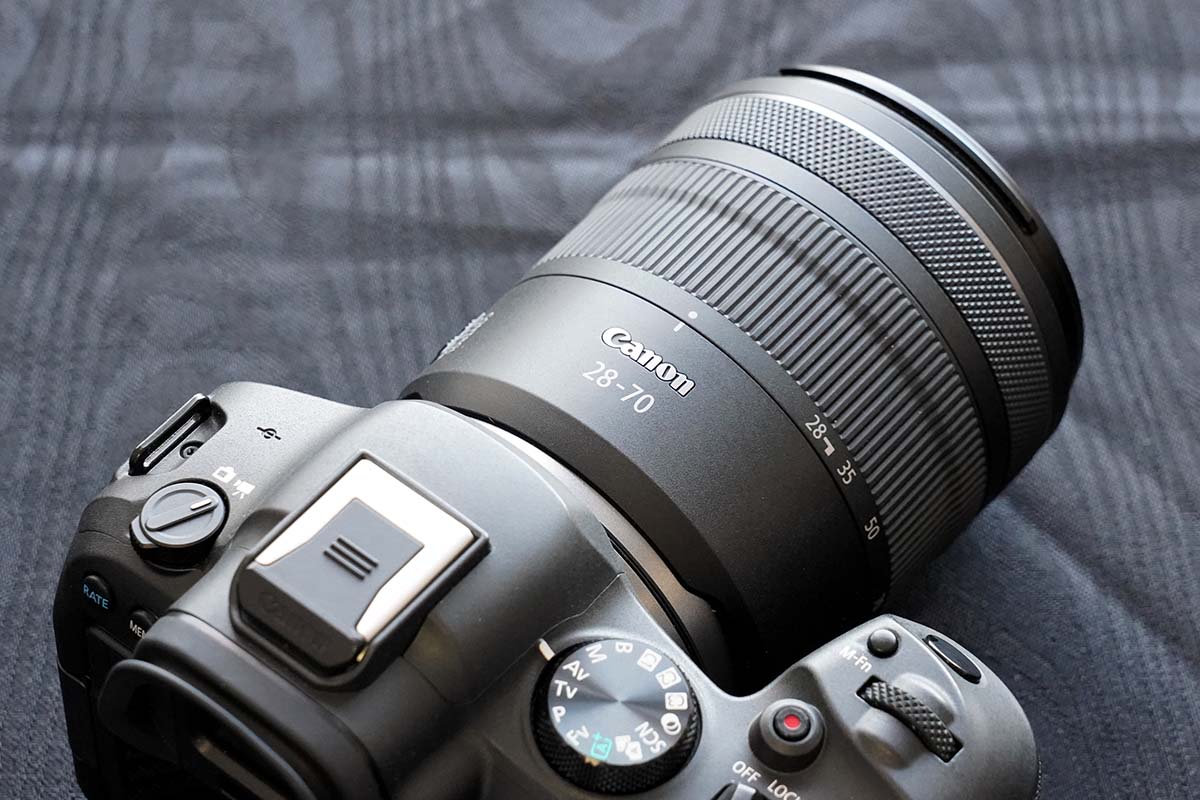 キヤノン、Lレンズに迫る高画質のF2.8標準ズーム「RF28-70mm F2.8 IS