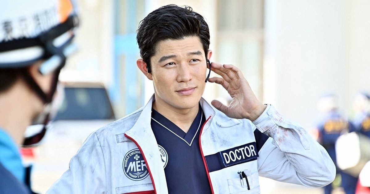 鈴木亮平、『TOKYO MER』喜多見チーフはまさに適任 気品ある佇まいが