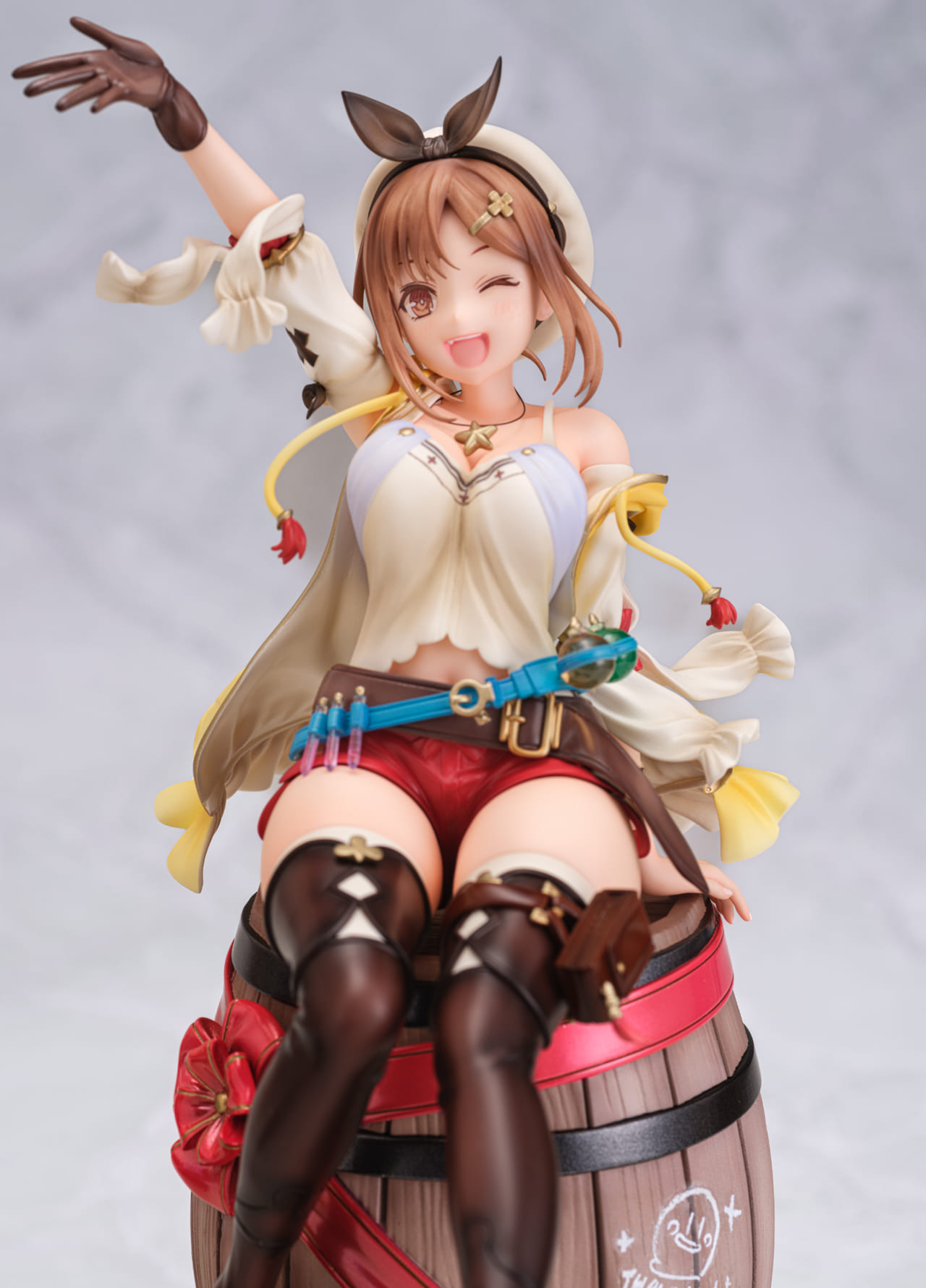 ライザのアトリエ』の「ライザ」7分の1スケールフィギュアが予約受付開始