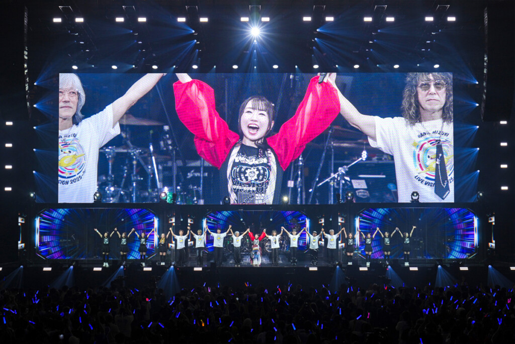 水樹奈々 25年の軌跡を詰め込んだセットリストで9,000人のファンを熱狂