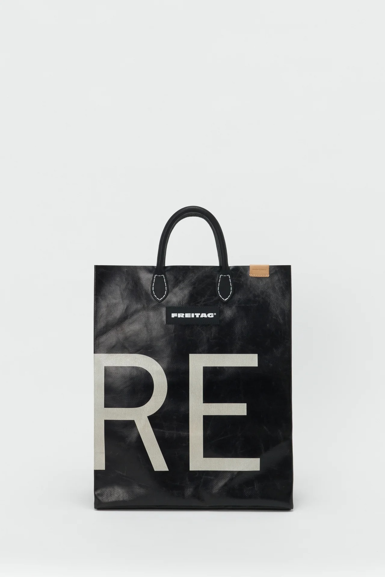 差がつく大人の逸品バッグ】一点モノの「エンダースキーマ