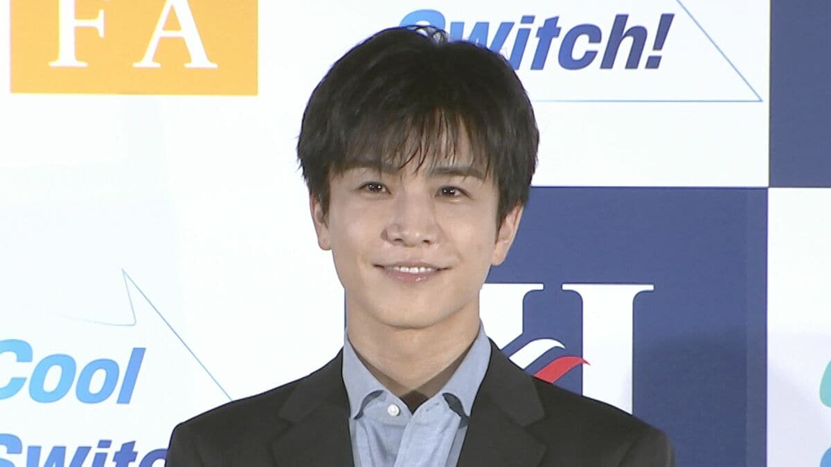 岩田剛典 】 CM撮影で判明 「意外と末端冷え性なんでしょうね」 自身を