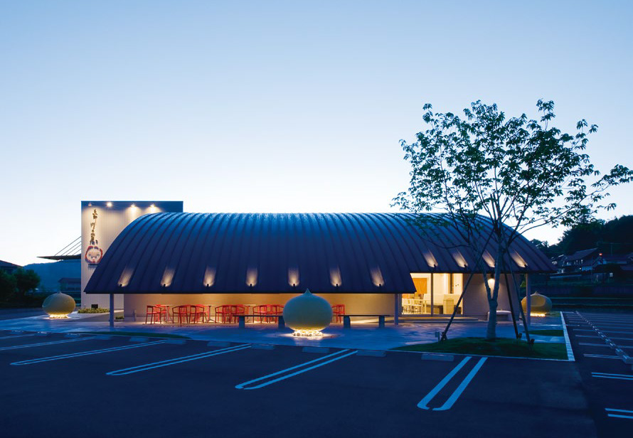 恵那川上屋咲久舎可児御嵩インター店 ベーネ | 人気店舗デザイン.JP