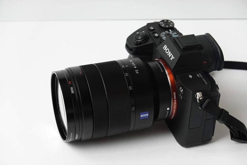 SEL2470Zにクローズアップレンズを付けてマクロ撮影が可能なズーム