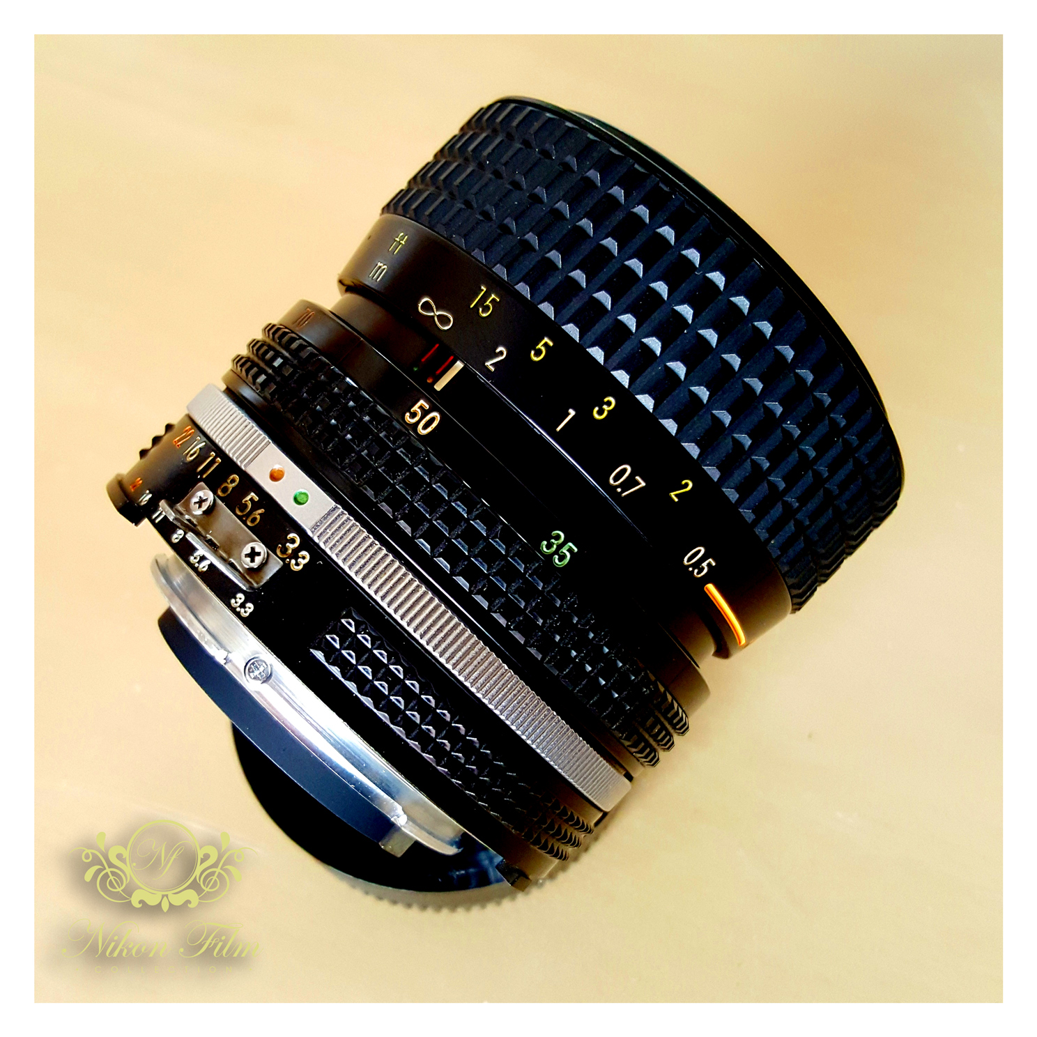 Nikon Zoom-Nikkor 35-70mm F/3.3-4.5 AiS - Boxed - NIKON-FILM