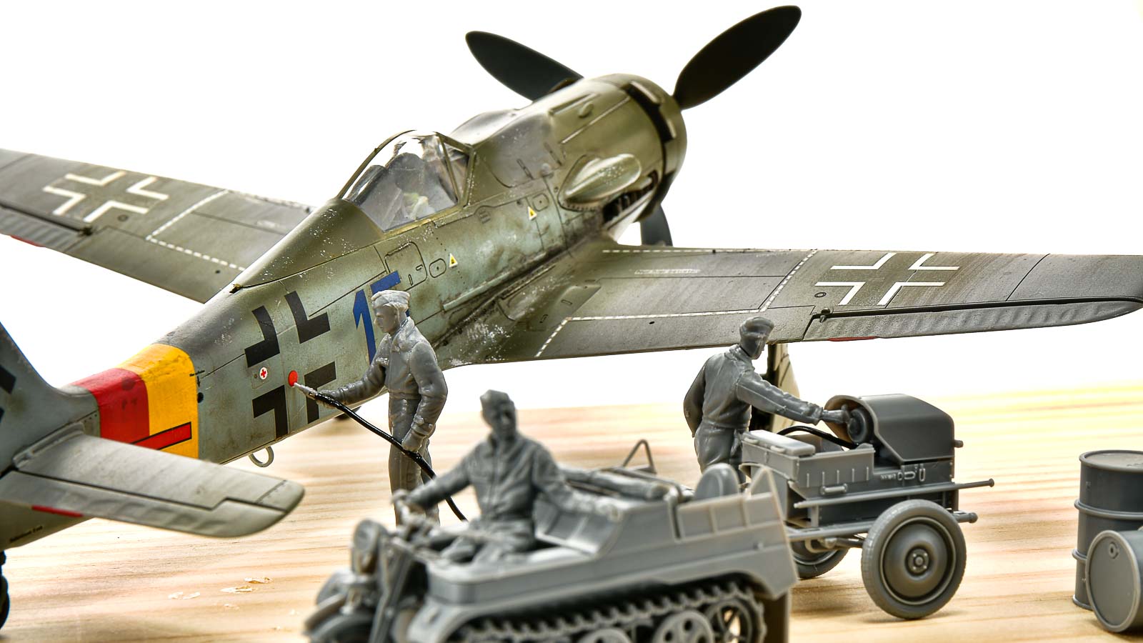 ブランチの後は、デザート！！ ドイツ機プラモに極上スイーツを添えて