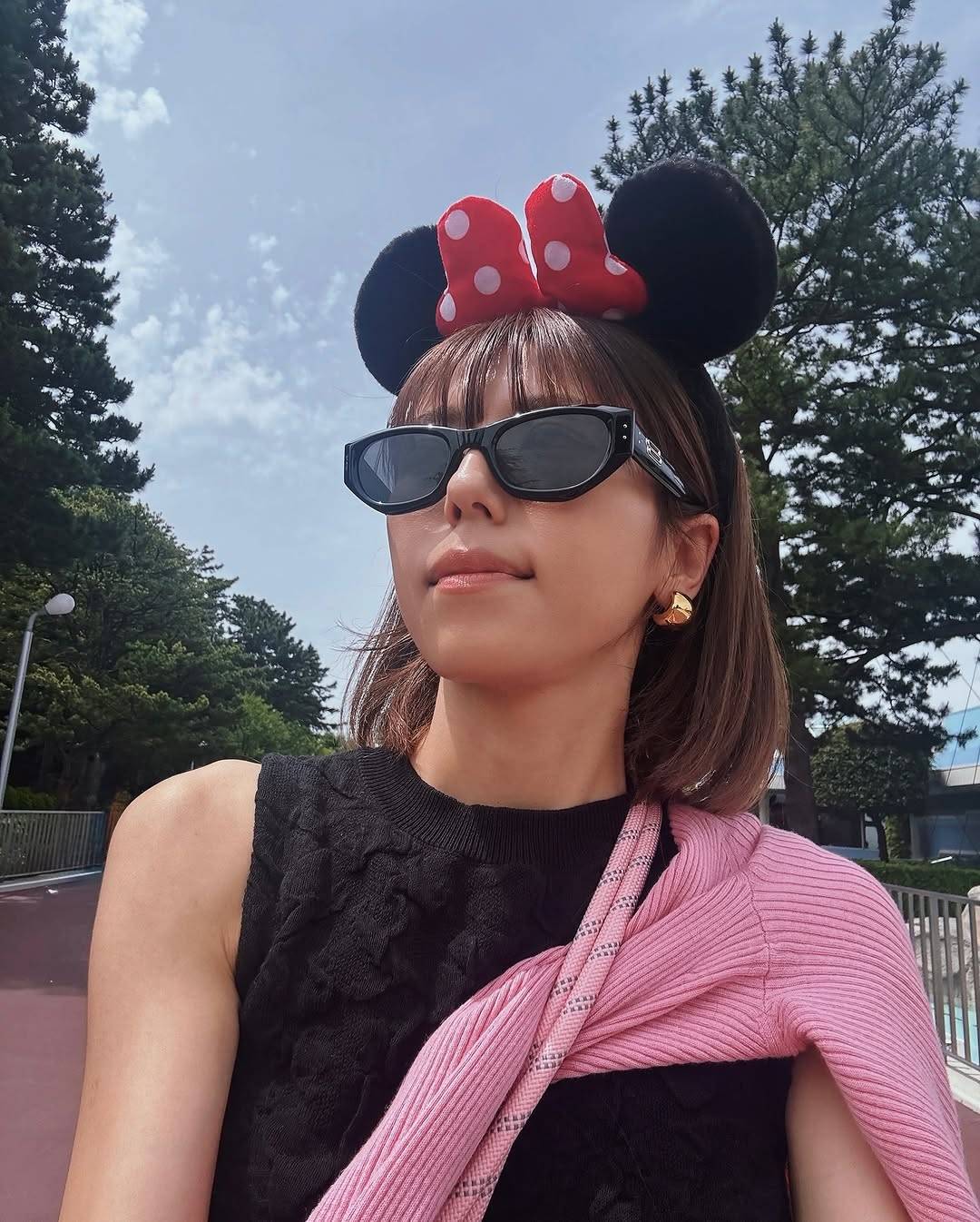 娘に別行動提案され…「ほぼ1人Disney（え?）」若槻千夏が〝おひとり様