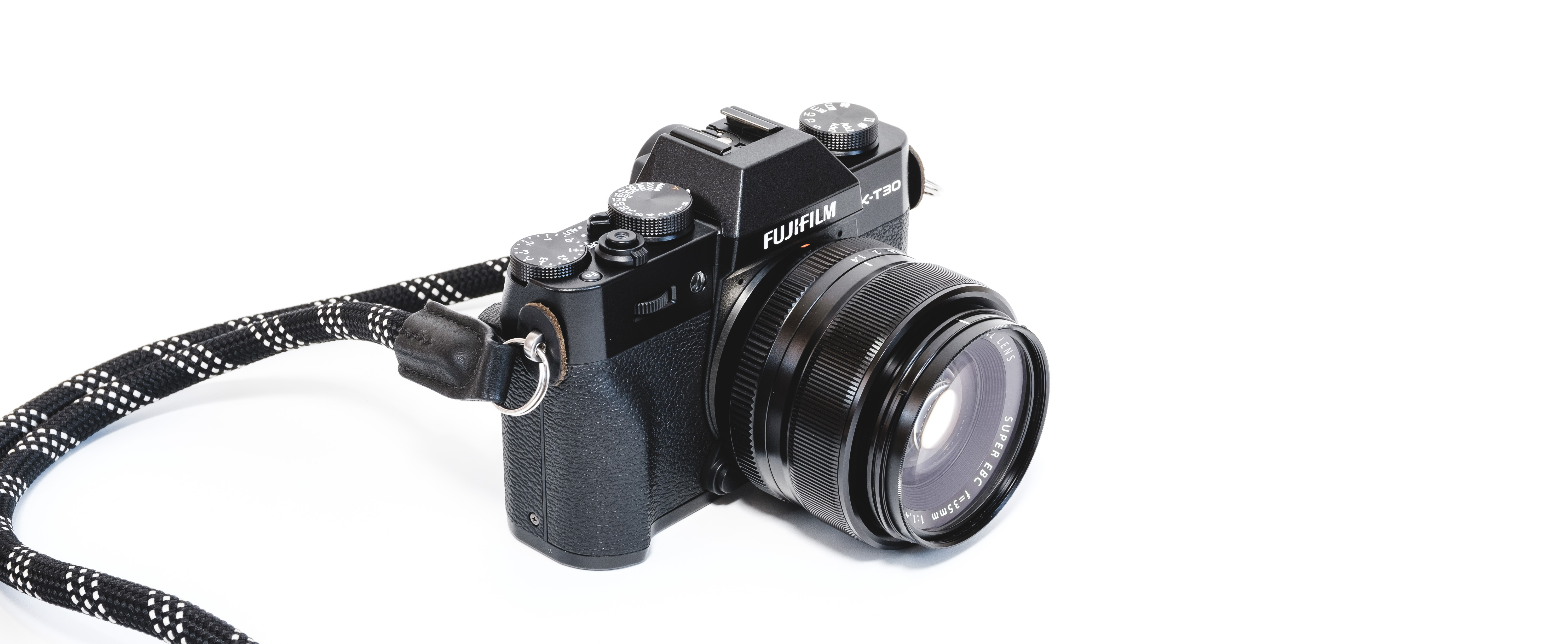 FUJIFILM X-T30 レビュー｜ほぼフラッグシップなハイスペック