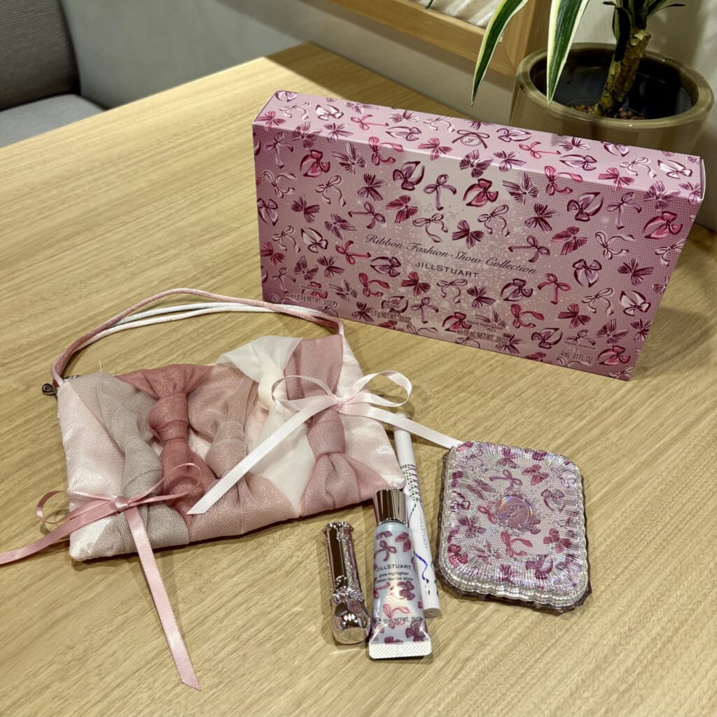 2025最新】JILL STUARTのクリスマスコフレが可愛すぎた！ | No.303